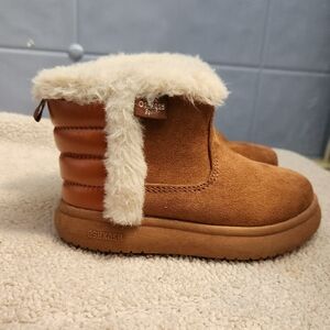 OshKosh B'gosh Girls Brown Faux Fur Boots Size 7m